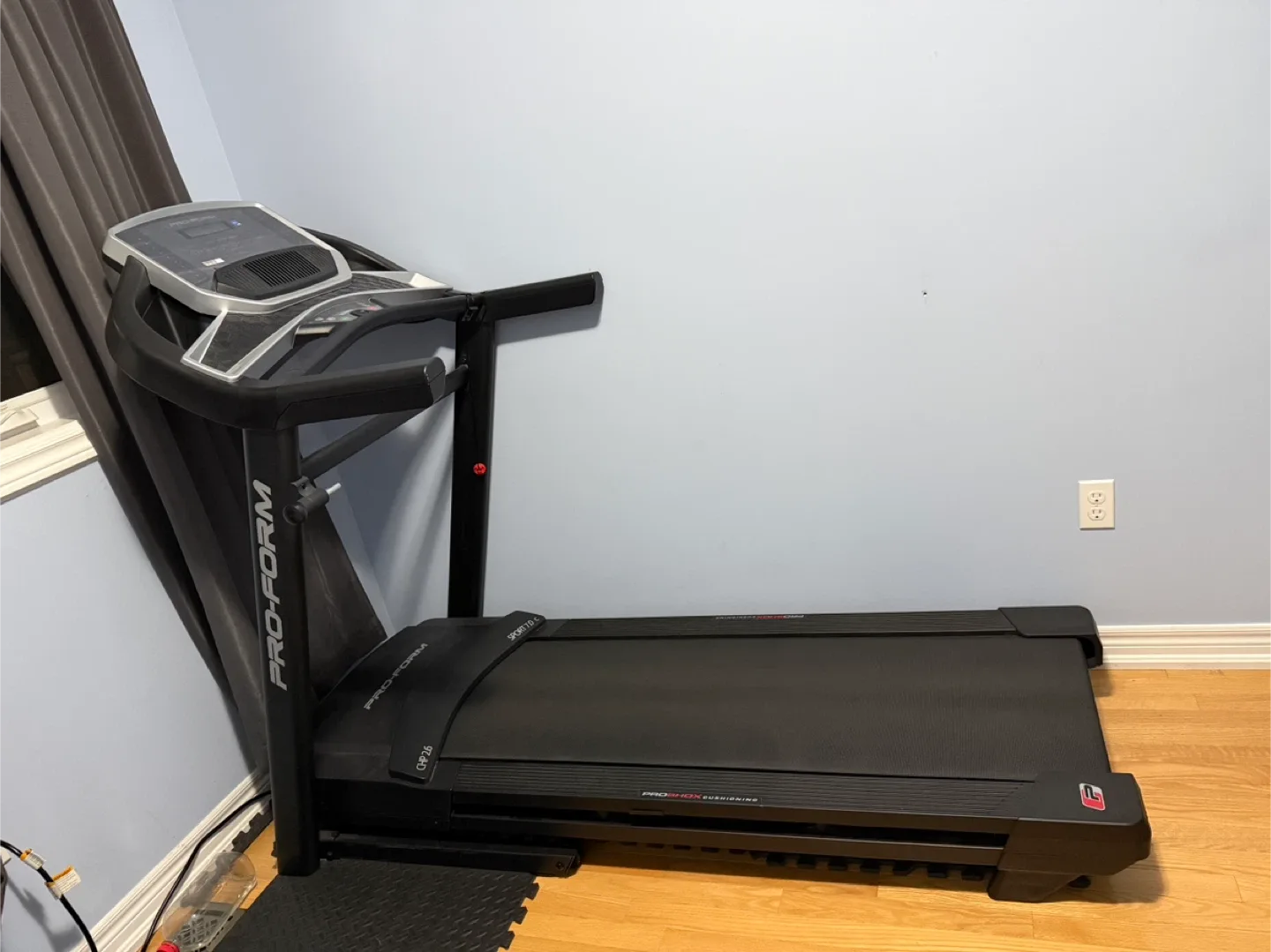 🏃‍♂️ ProForm Sport 7.0C Treadmill – Excellent Condition!