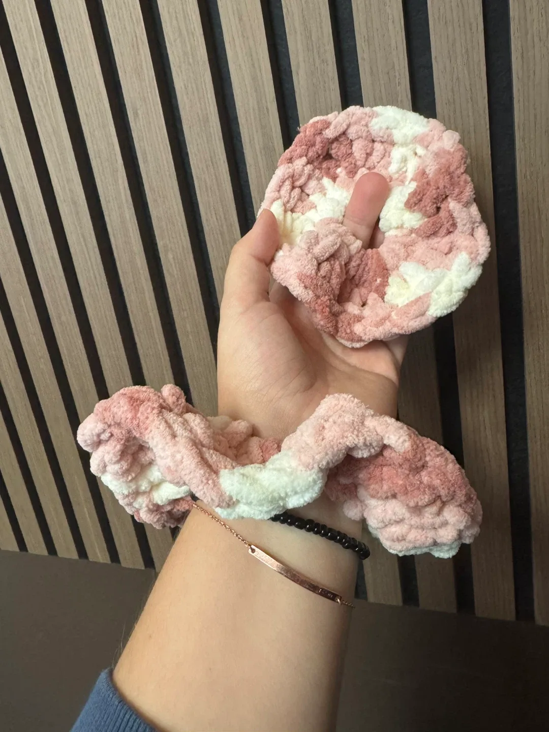 Handmade Scrunchies image indicator(3)