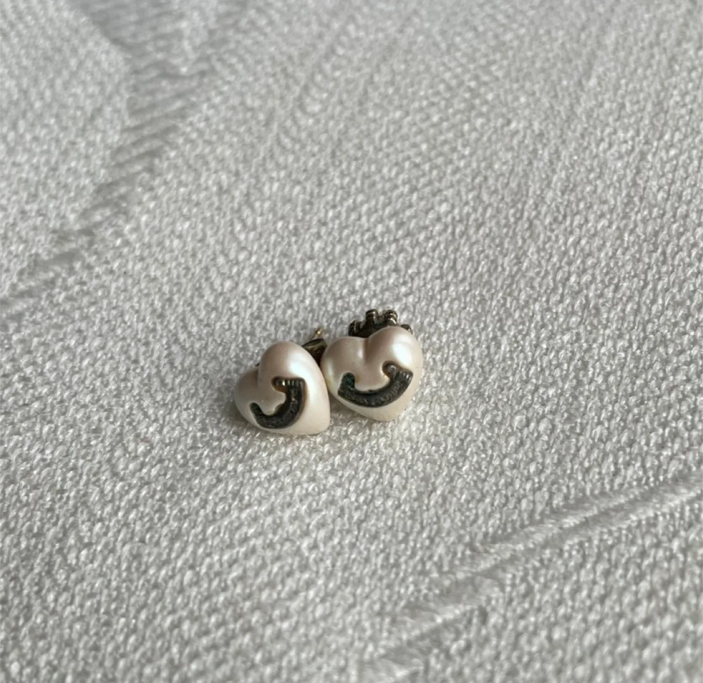 Juicy Couture Heart Pearl Earrings image indicator(3)