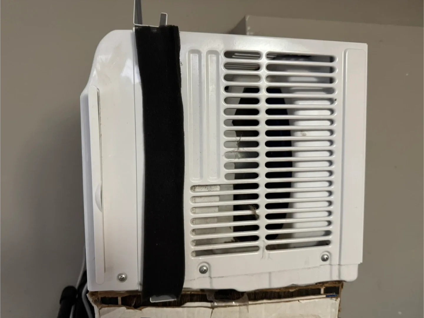 NOMA Window Air Conditioner image indicator(2)