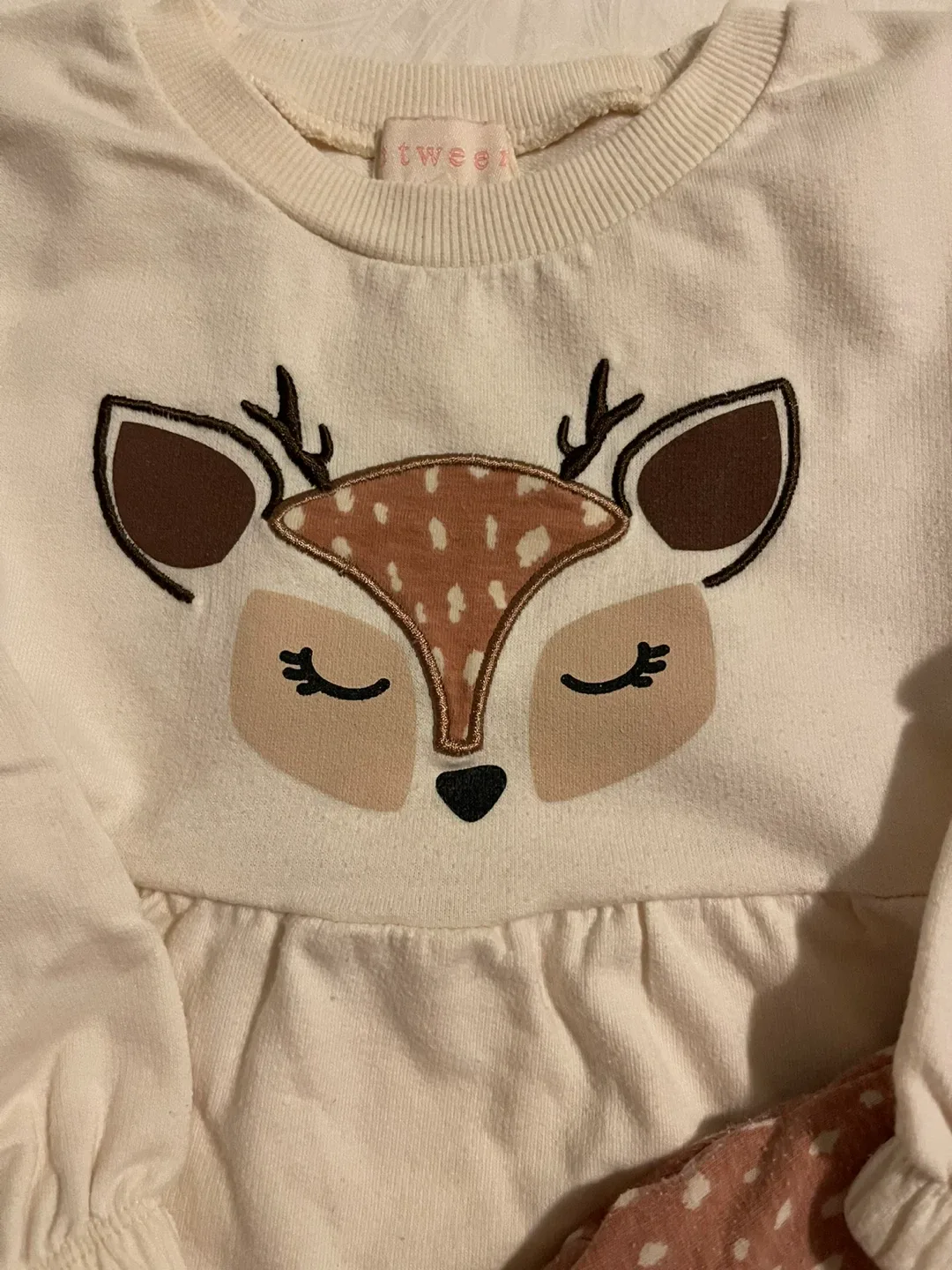 Twee.co Girls Deer Outfit size 5T image indicator(2)