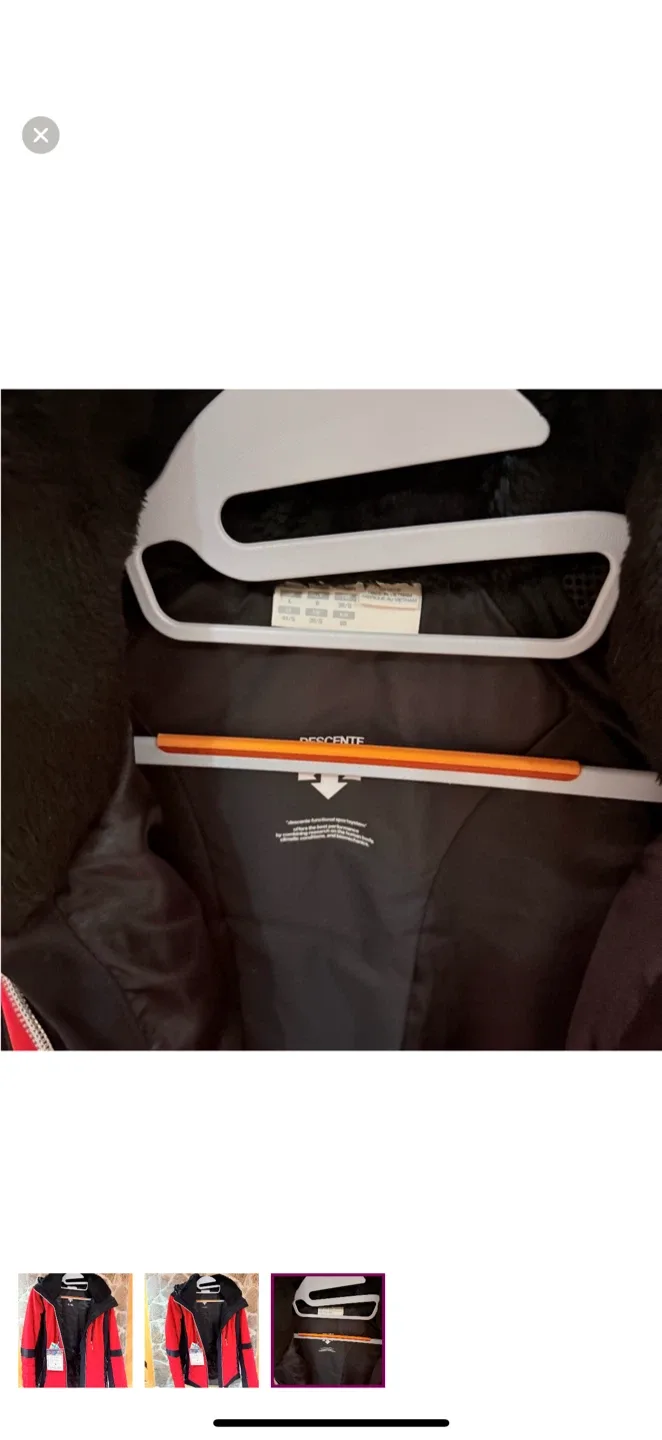 Descente Ski Jacket - Red & Black image indicator(3)