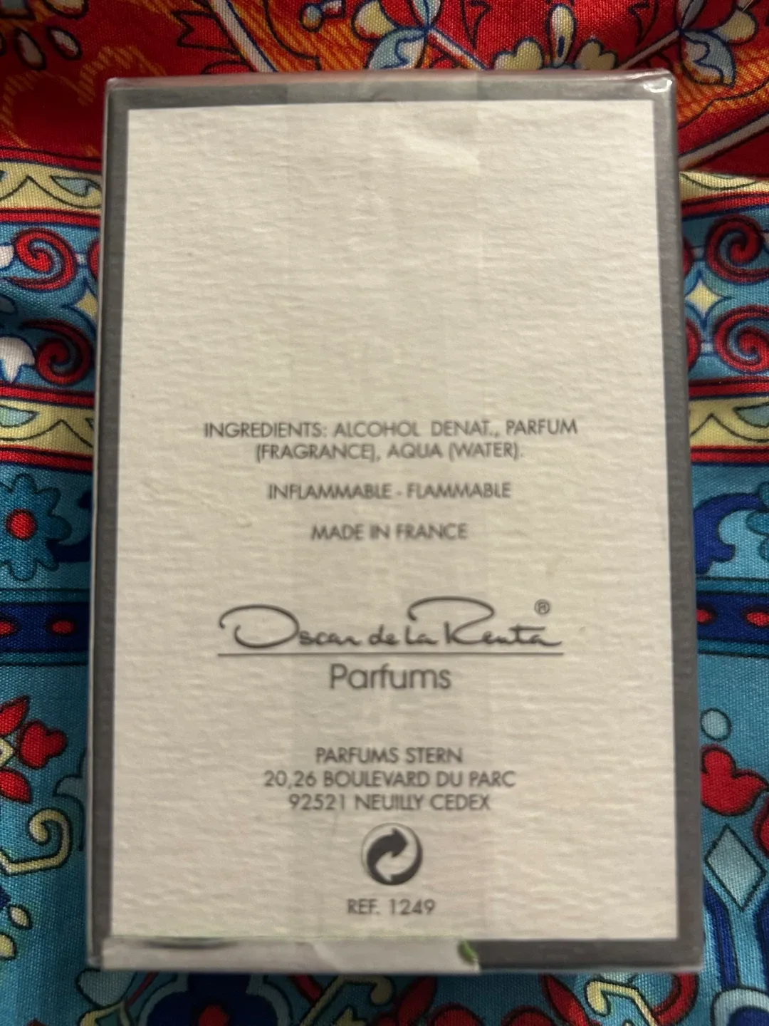 Oscar de la Renta Eau de Toilette Floral Oriental image indicator(2)