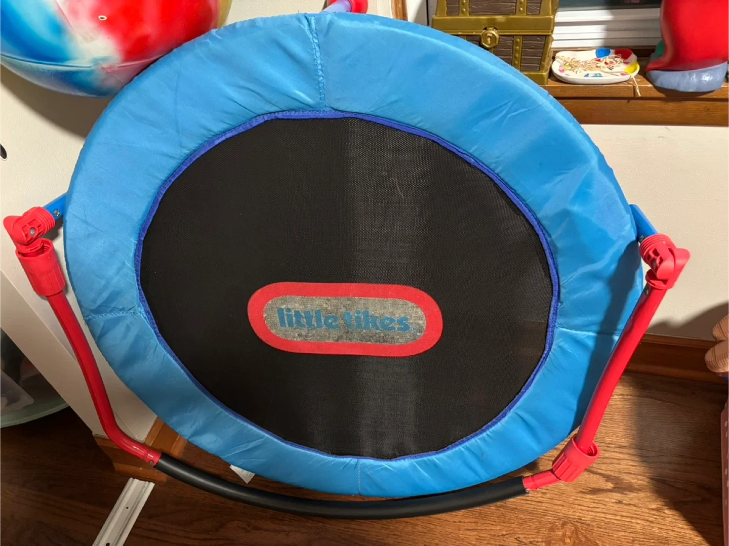 Little Tikes Trampoline - Great Condition!