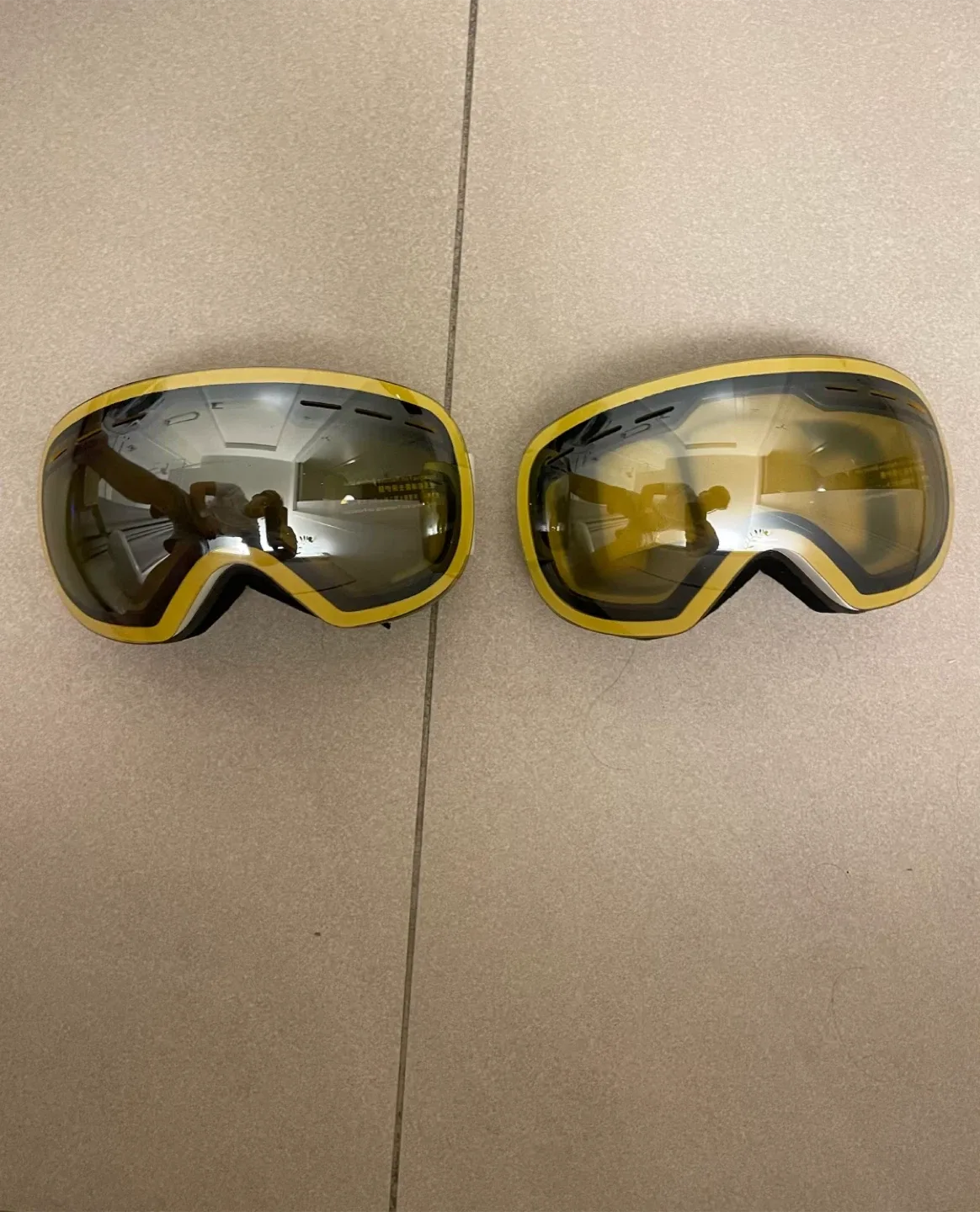 RT Ski/Snowboard Goggles image indicator(2)
