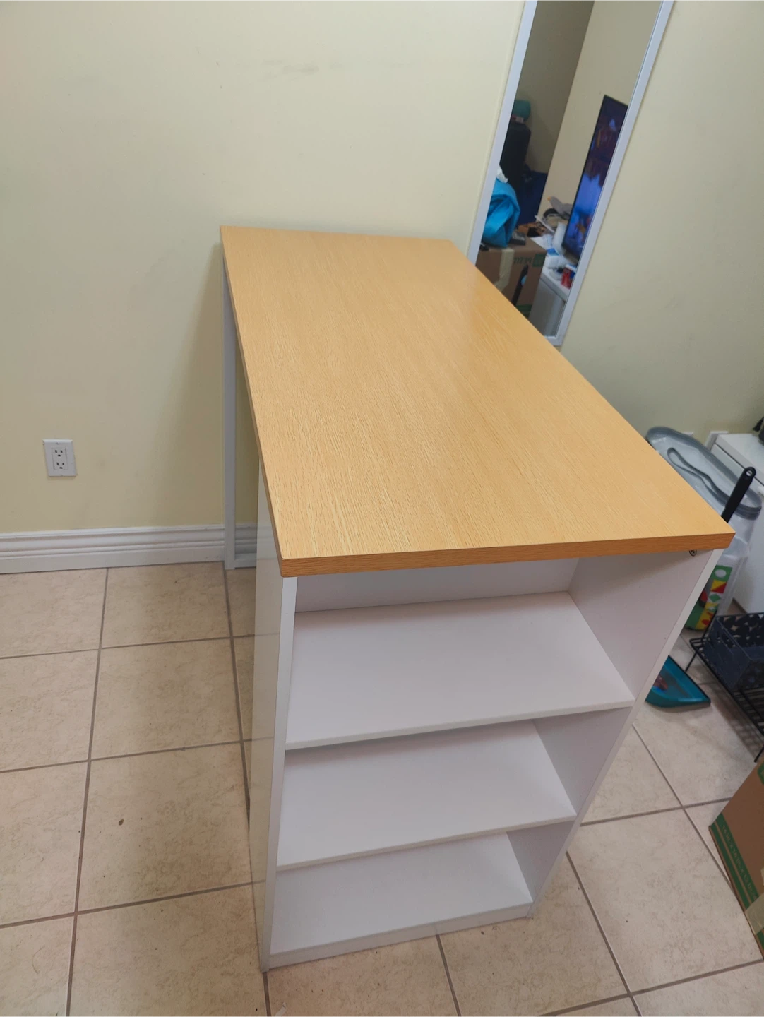 Kitchen  bar table with 2 White Bar Stools - photo 3