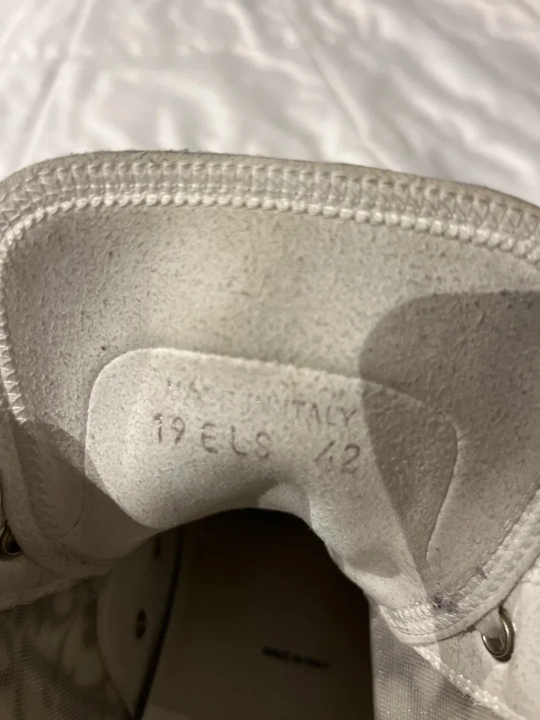 Men’s Dior Shoes - size 42 image indicator(5)