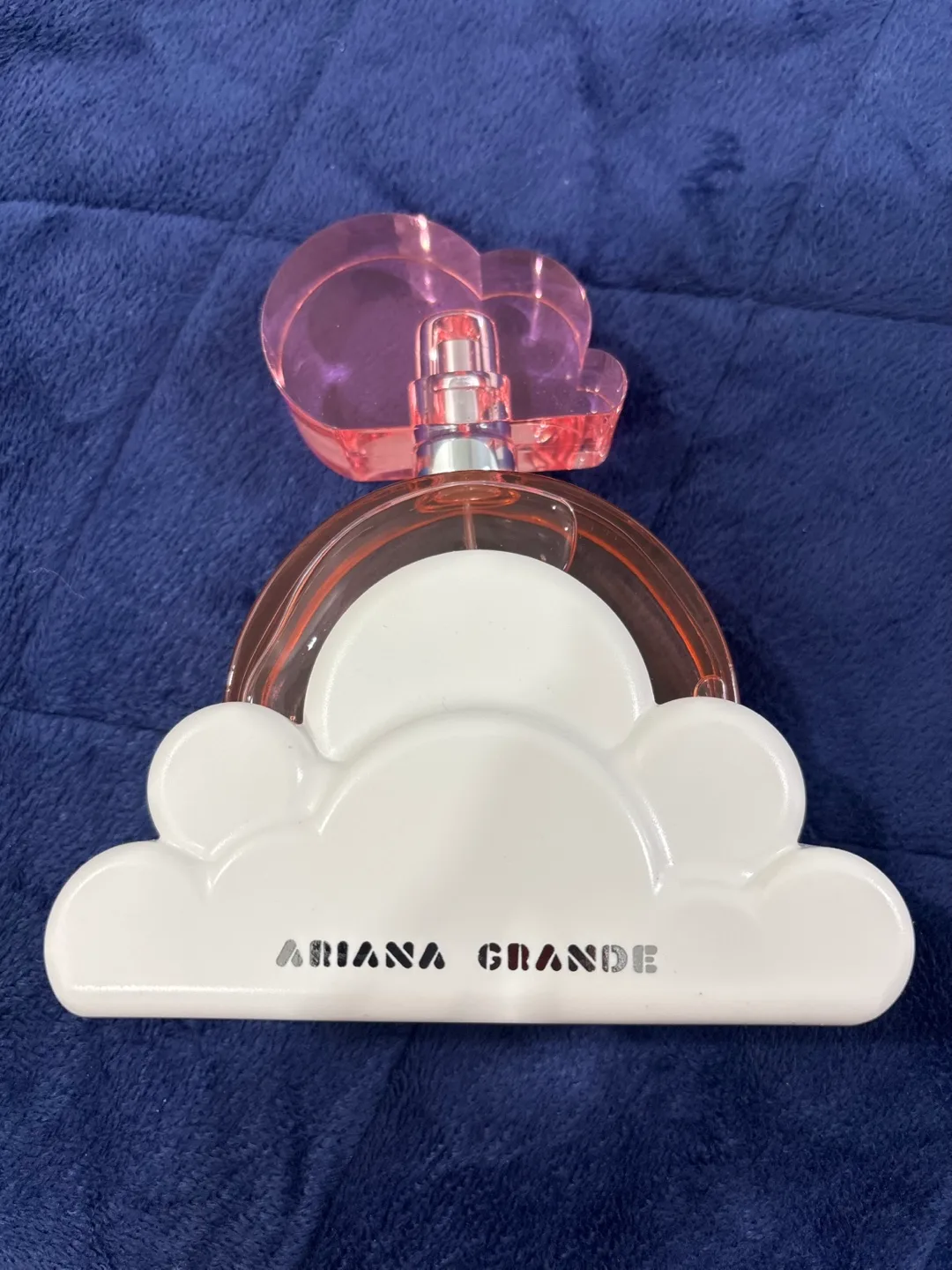 Ariana Grande Cloud Eau de Parfum (100ml) - Taking Best Offer thumbnail