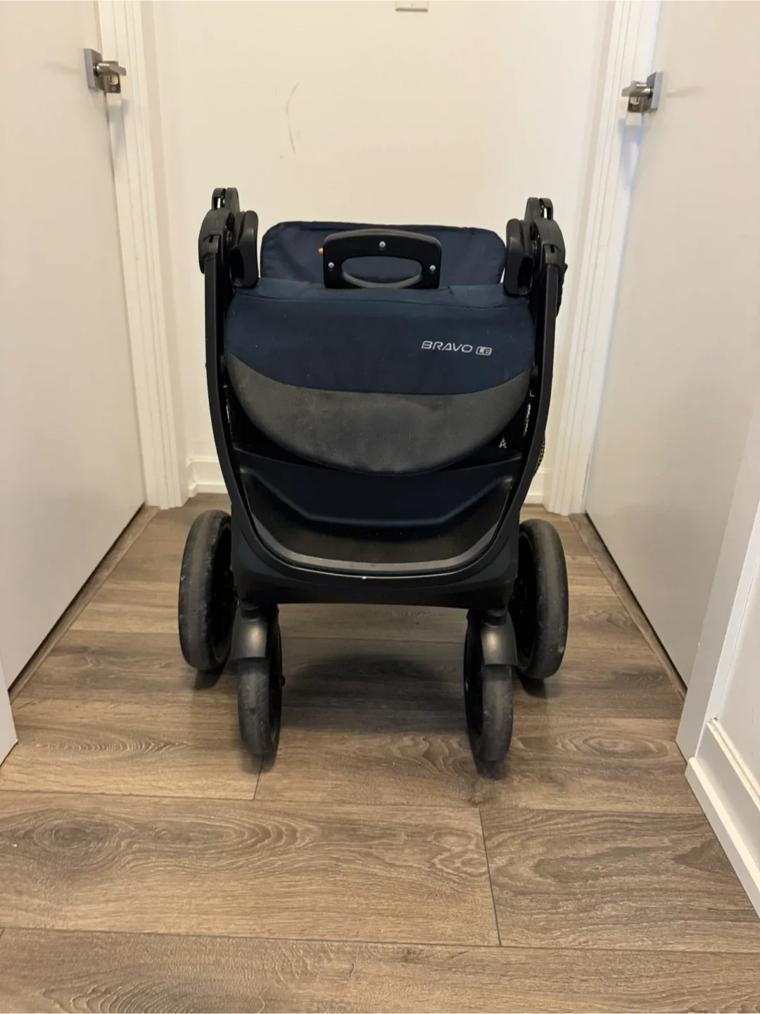 Chicco Bravo LE Travel System Stroller - Navy image indicator(5)