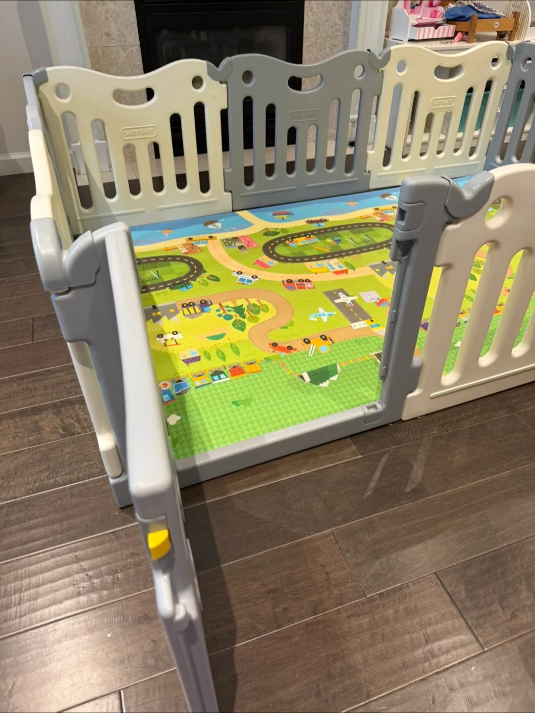 Baby Care Playpen with Play Mat image indicator(3)