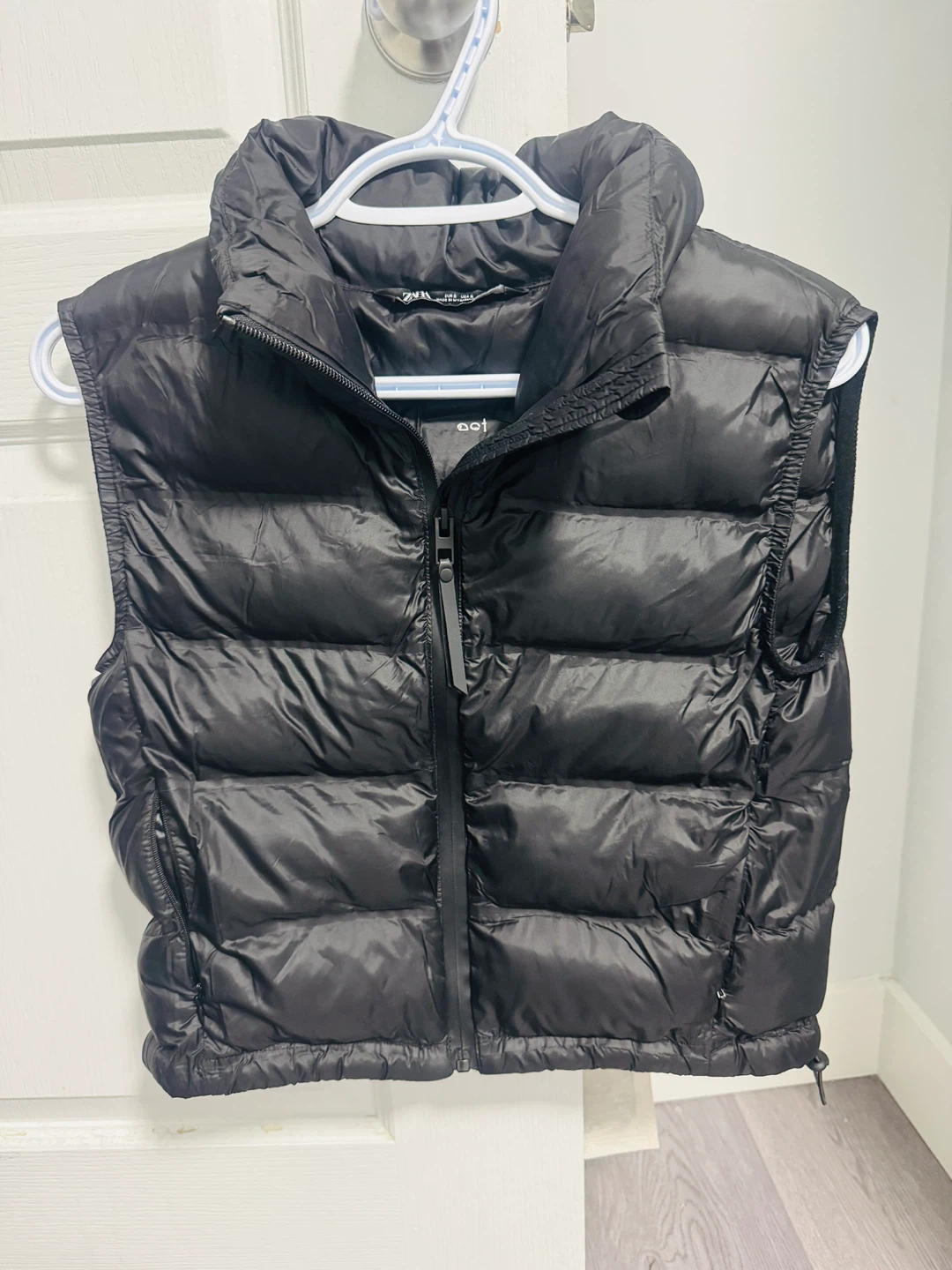 Zara Black Puffer Vest - Size Small