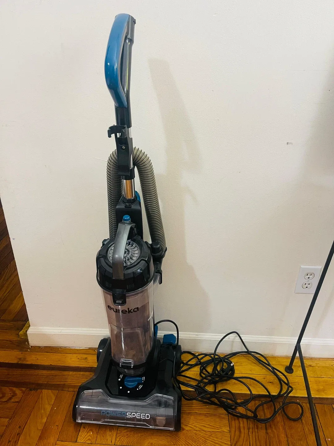 Eureka PowerSpeed Upright Vacuum Cleaner(Moving Out)