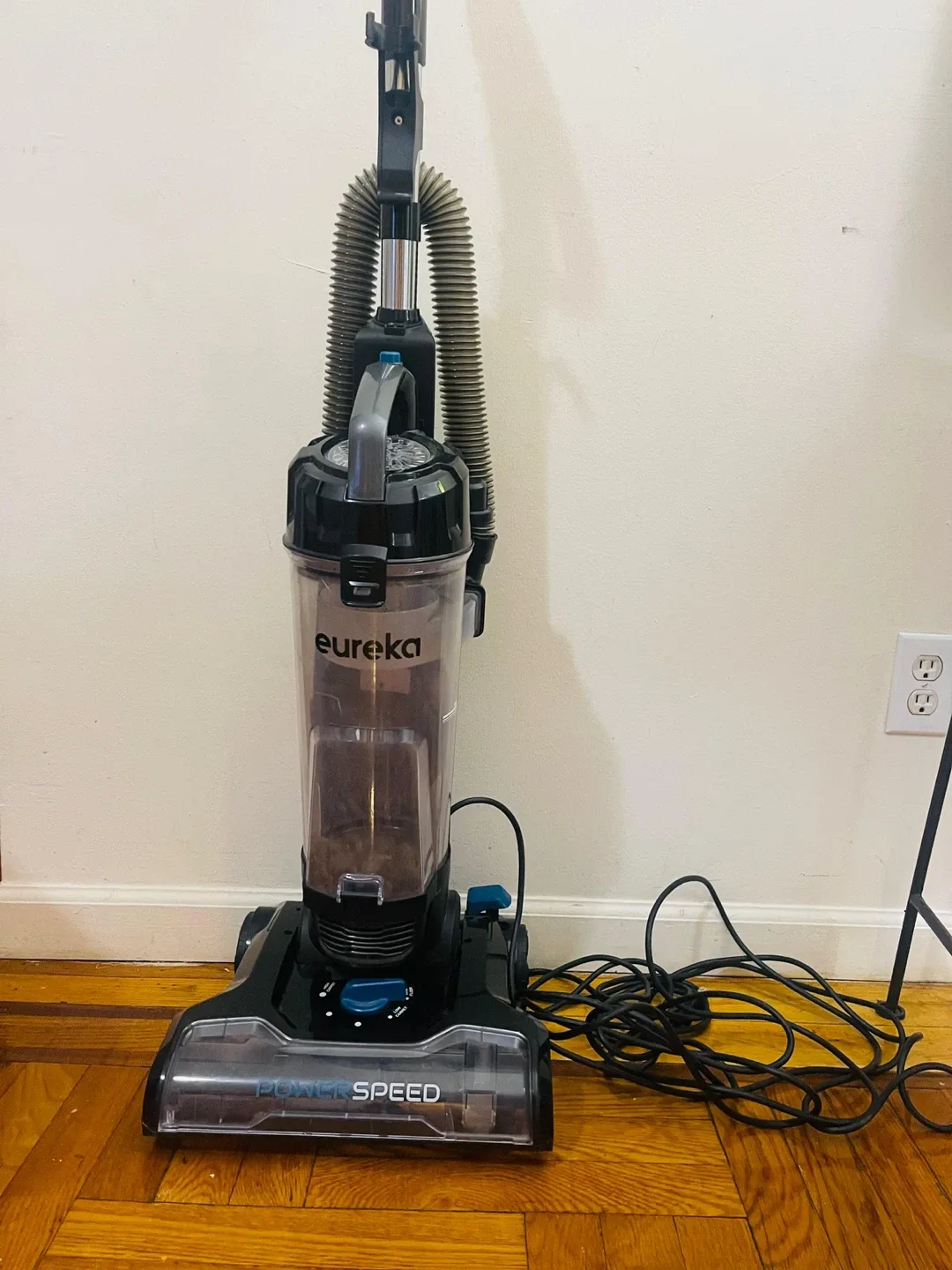 Eureka PowerSpeed Upright Vacuum Cleaner(Moving Out) image indicator(2)