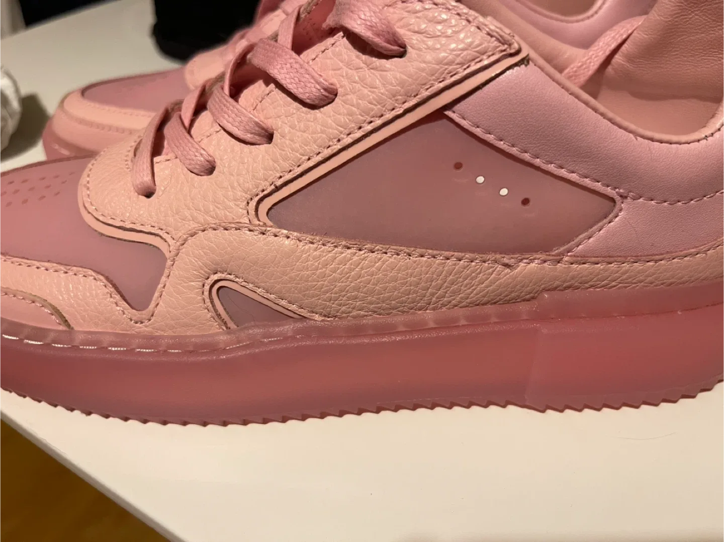 Stuart Weitzman Pink Sneakers - Size 6.5 image indicator(3)