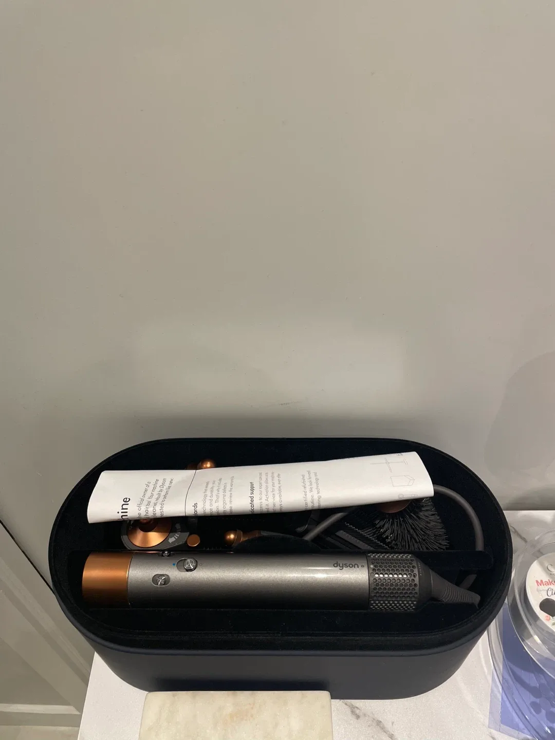 Dyson Airwrap Multi-Styler Complete - Brand New image indicator(2)