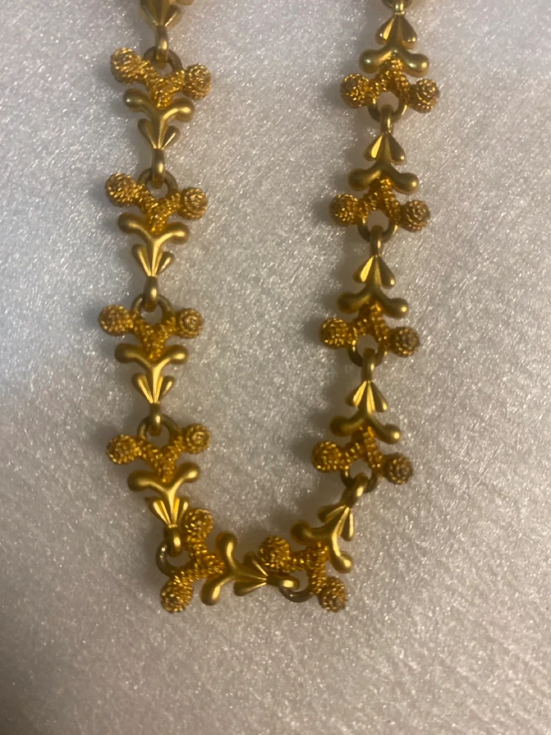 vintage necklace thumbnail