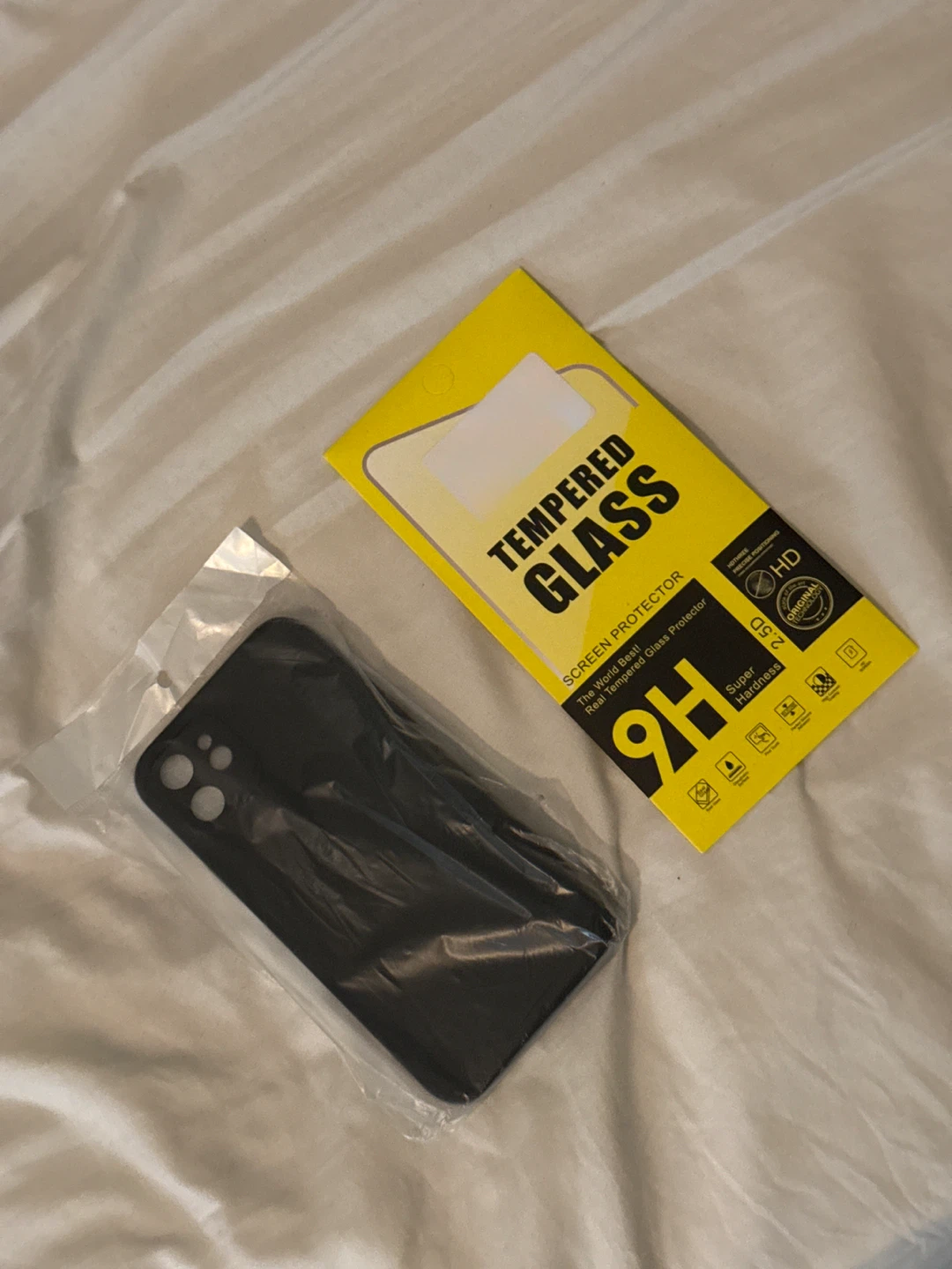 New iPhone 12 in Box - photo 2