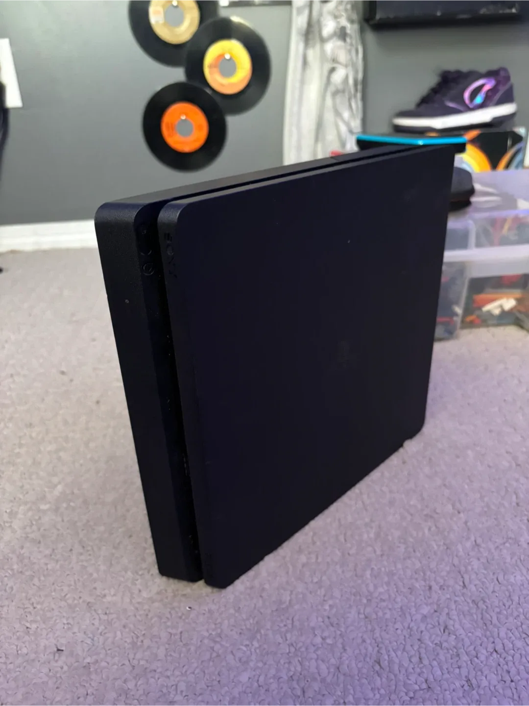 PlayStation 4 Bundle w/ Controller & Headset image indicator(3)