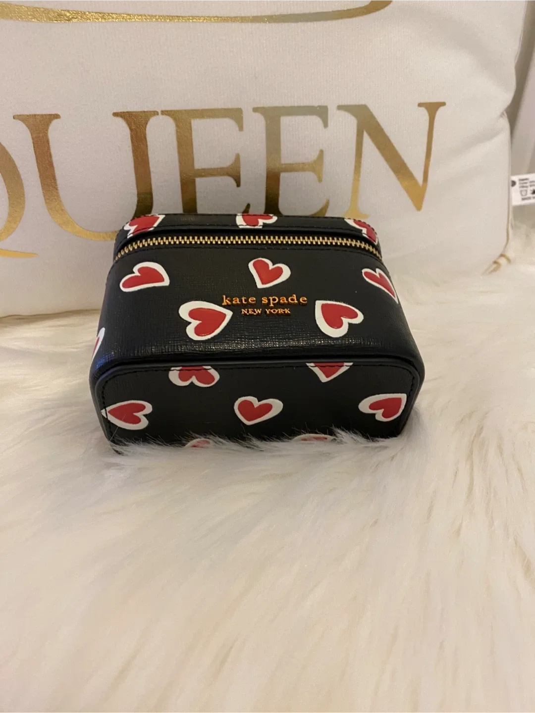 HARD TO FIND Kate Spade Black Heart Jewelry Box image indicator(3)