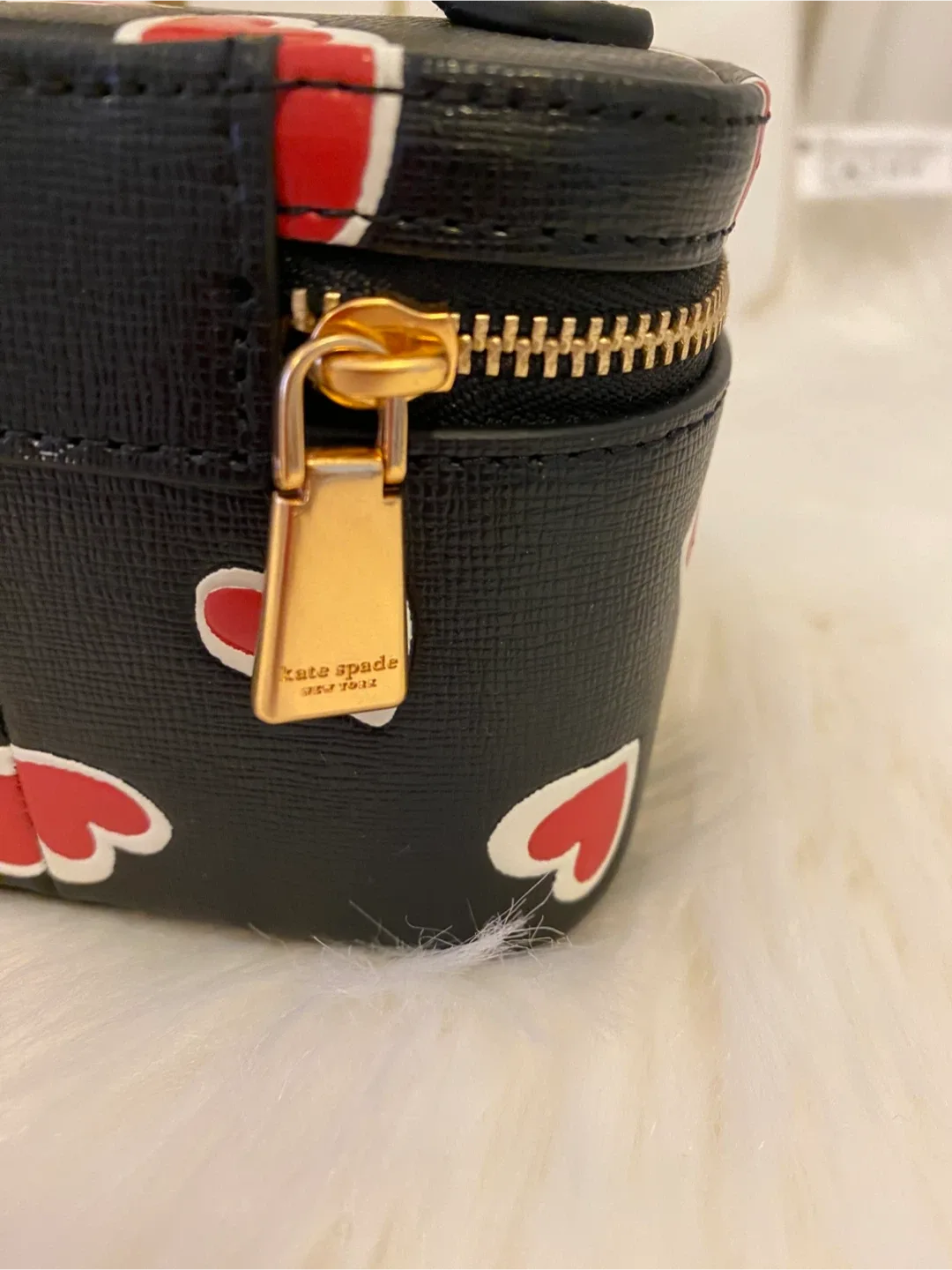 HARD TO FIND Kate Spade Black Heart Jewelry Box image indicator(4)