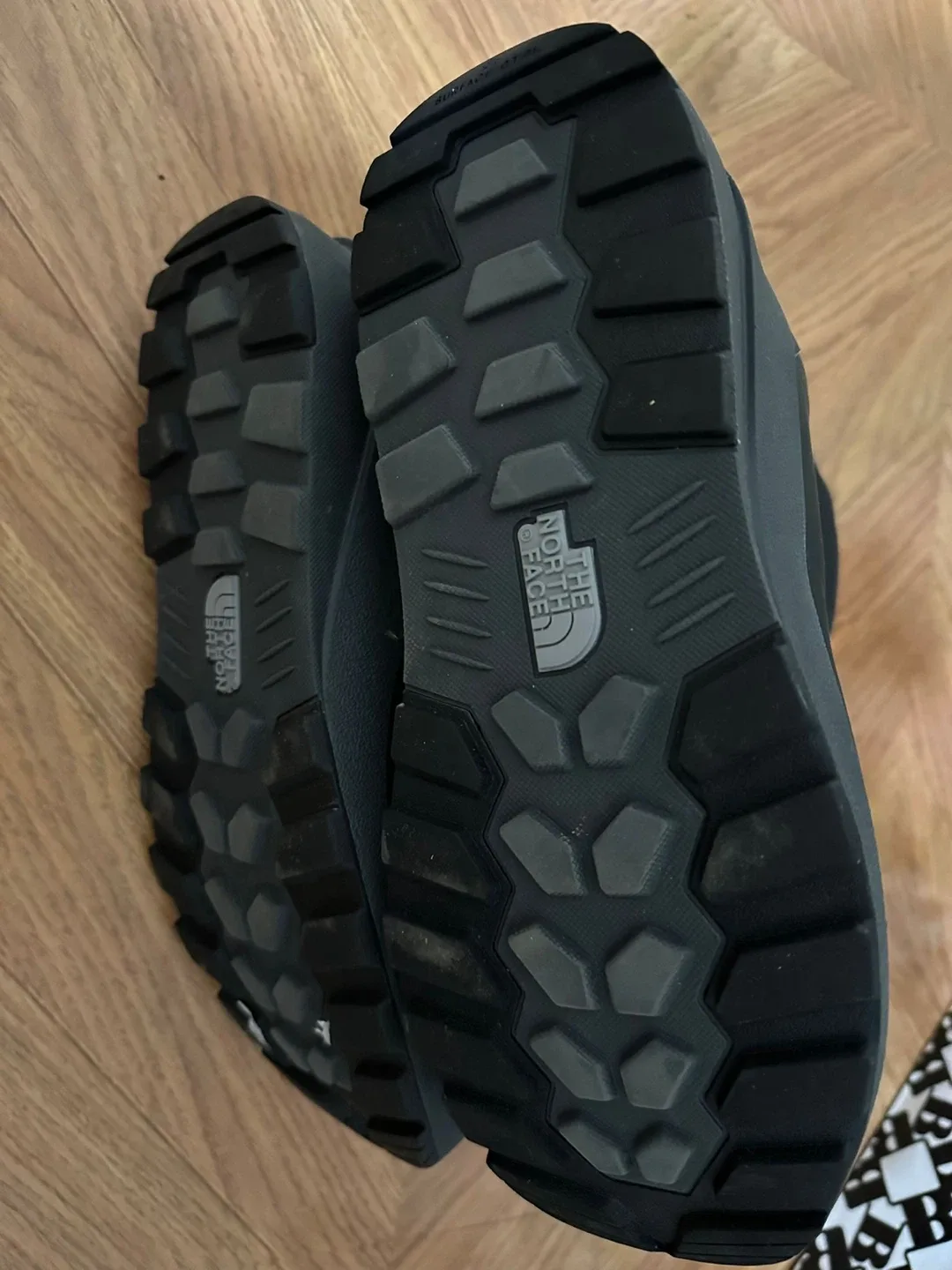 The North Face US 10 men’s ThermoBall Traction Booties - Black image indicator(4)