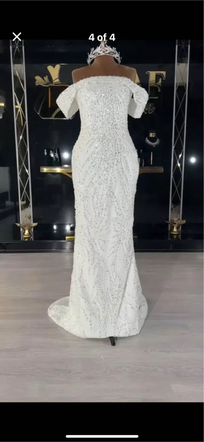Wedding dress - photo 3