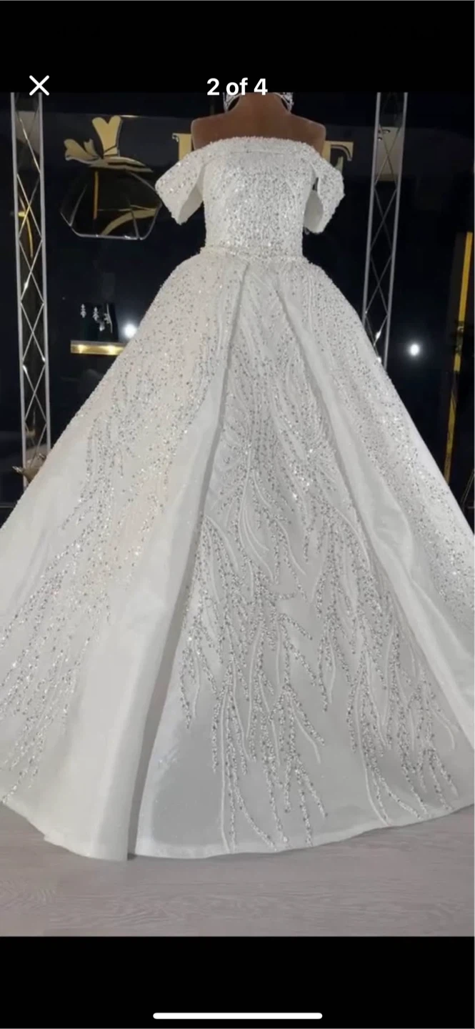 Wedding dress