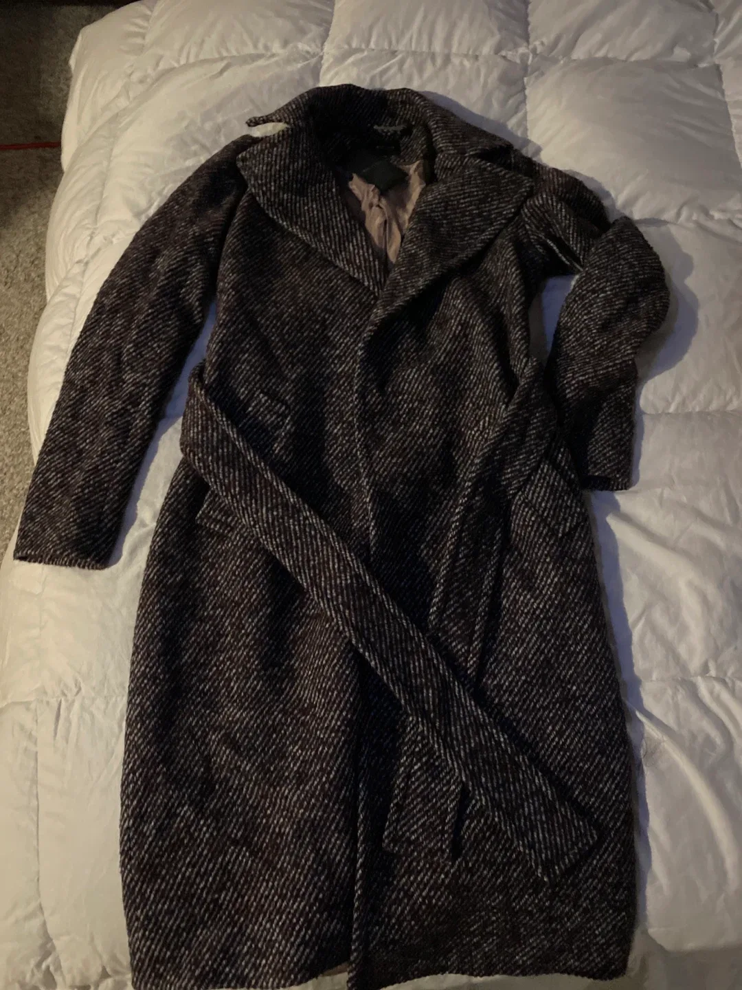 RW&CO. XS Herringbone Belted Coat with pockets image indicator(2)