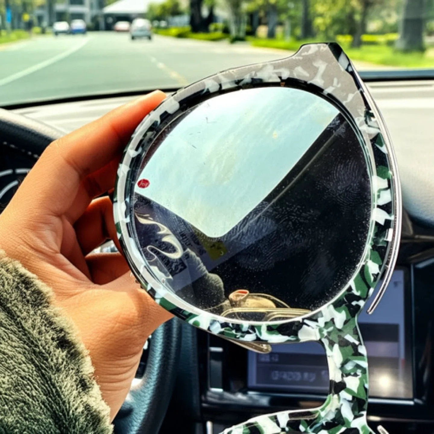 Christian dior 100% authentic image indicator(4)