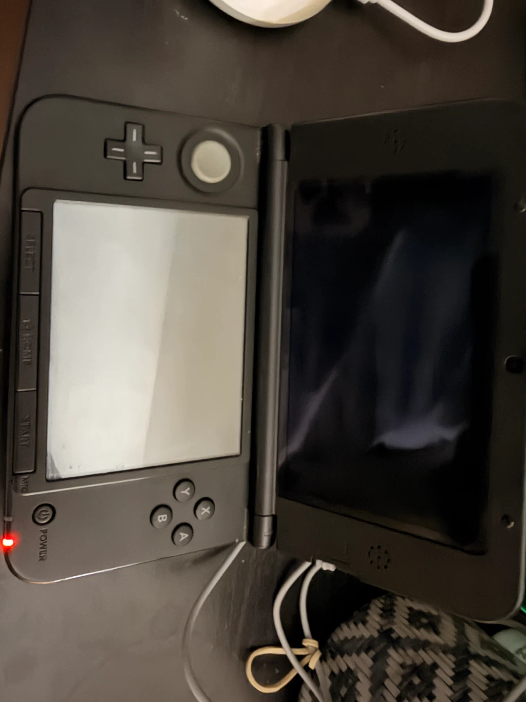 Nintendo 3DS XL Year of Luigi Edition - photo 3
