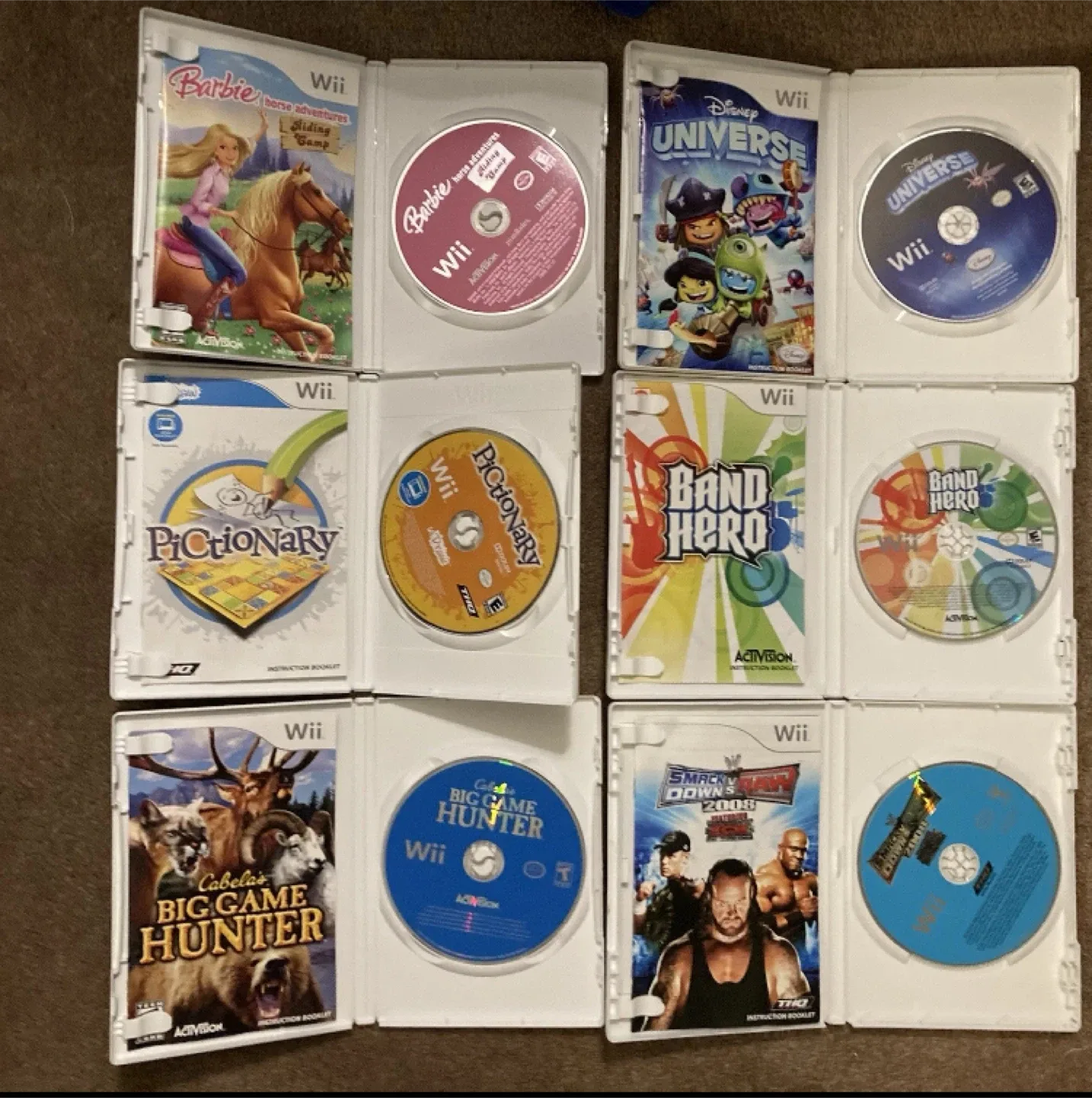 Wii 24 Game lot.. looking to trade or negotiate on price image indicator(2)