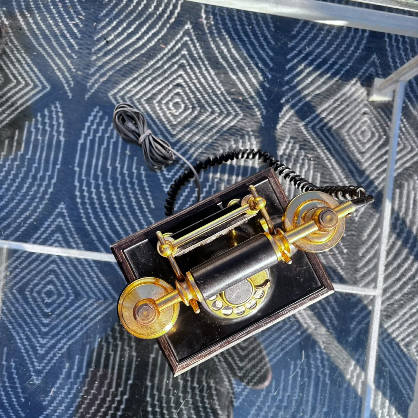 Vintage DecoTel Rotary Phone image indicator(3)