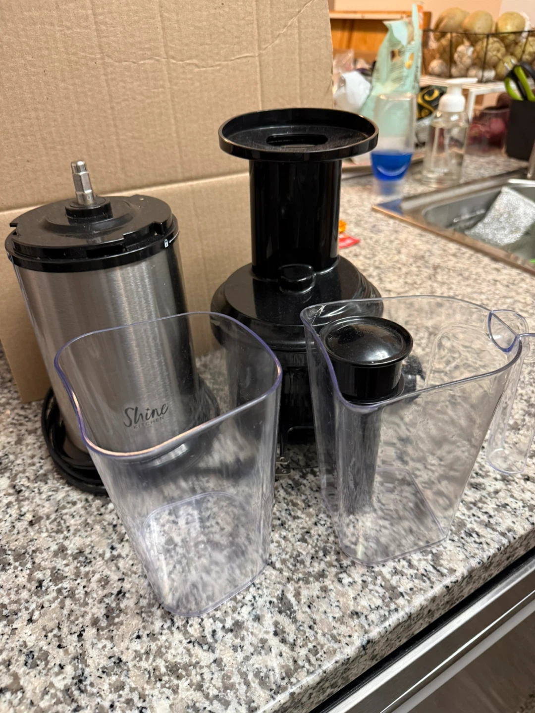 Shine Kitchen Co. Juicer