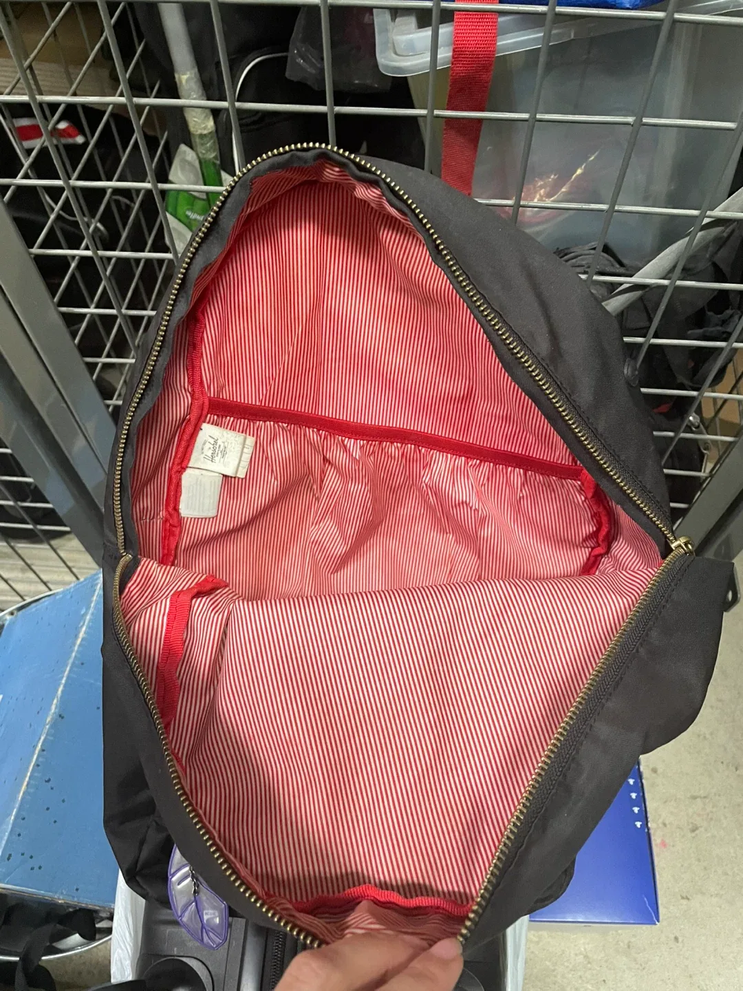 Herschel Black Backpack image indicator(4)