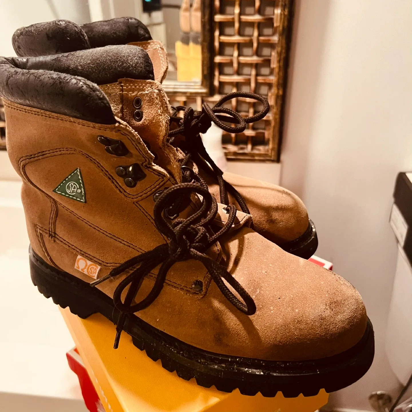 Cougar Industrial Work Boots - Size 8W thumbnail