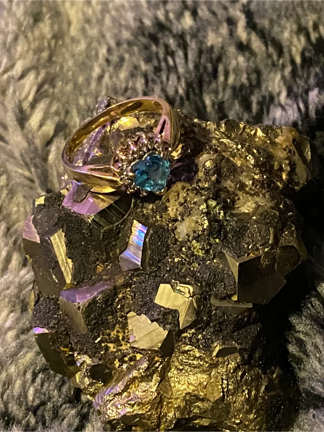 Blue Heart Stone Ring image indicator(2)