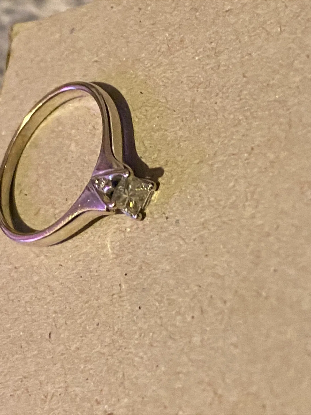 Diamond Solitaire Ring image indicator(6)