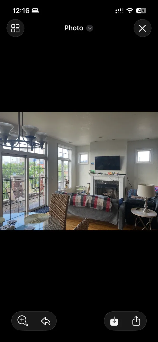 Private room for rent image indicator(2)