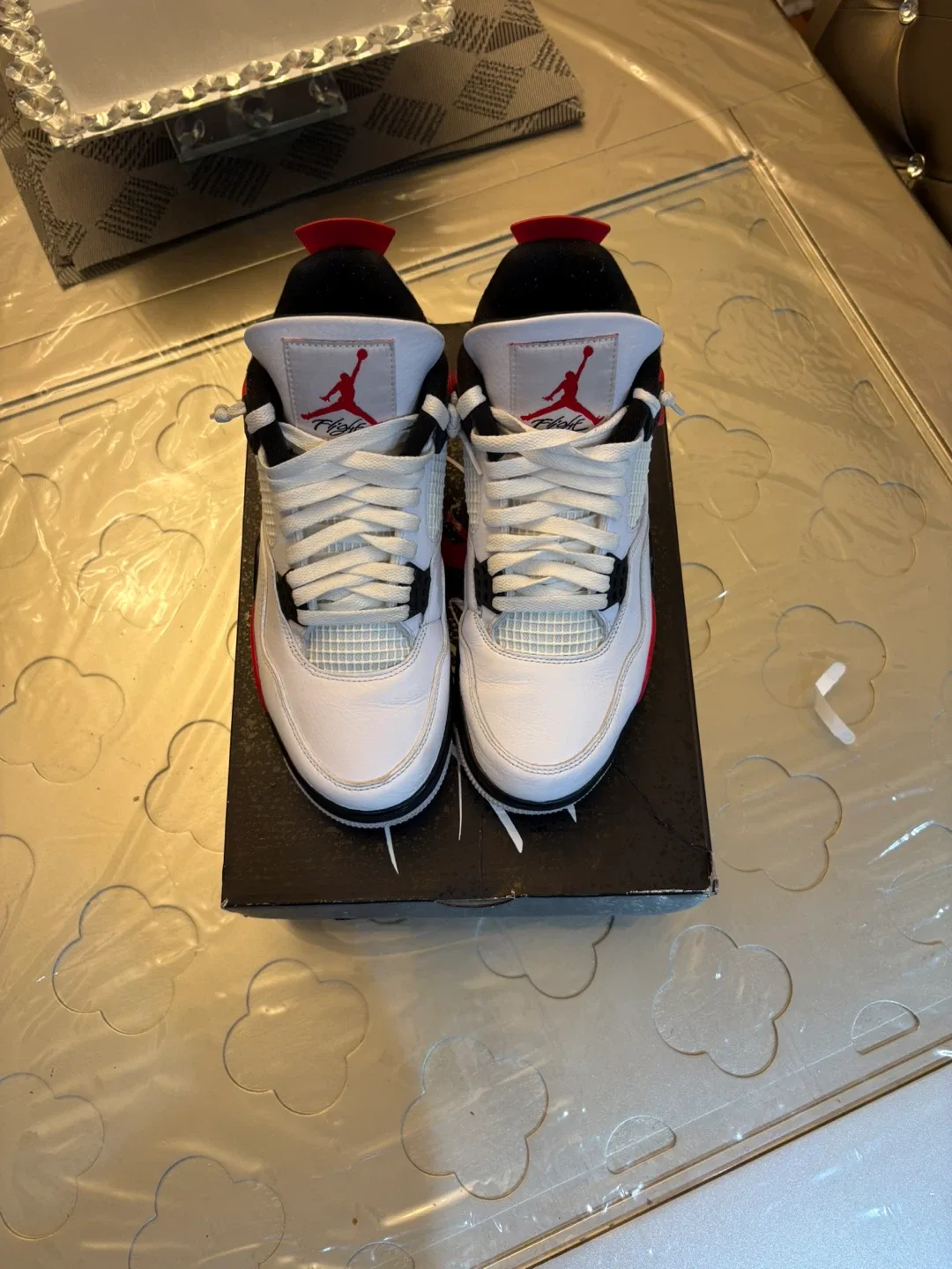 Air Jordan 4 Retro red cement image indicator(5)