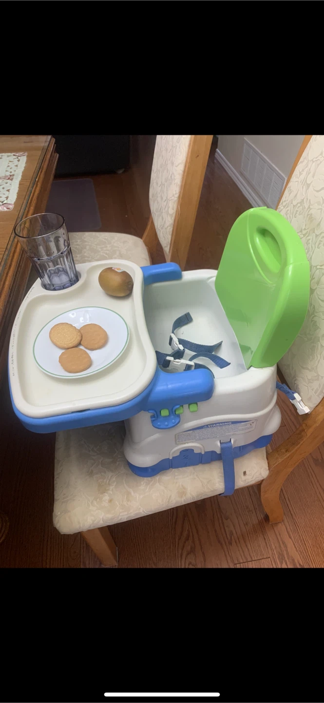Small Portable Baby Eating Feeding High Chair - photo 4