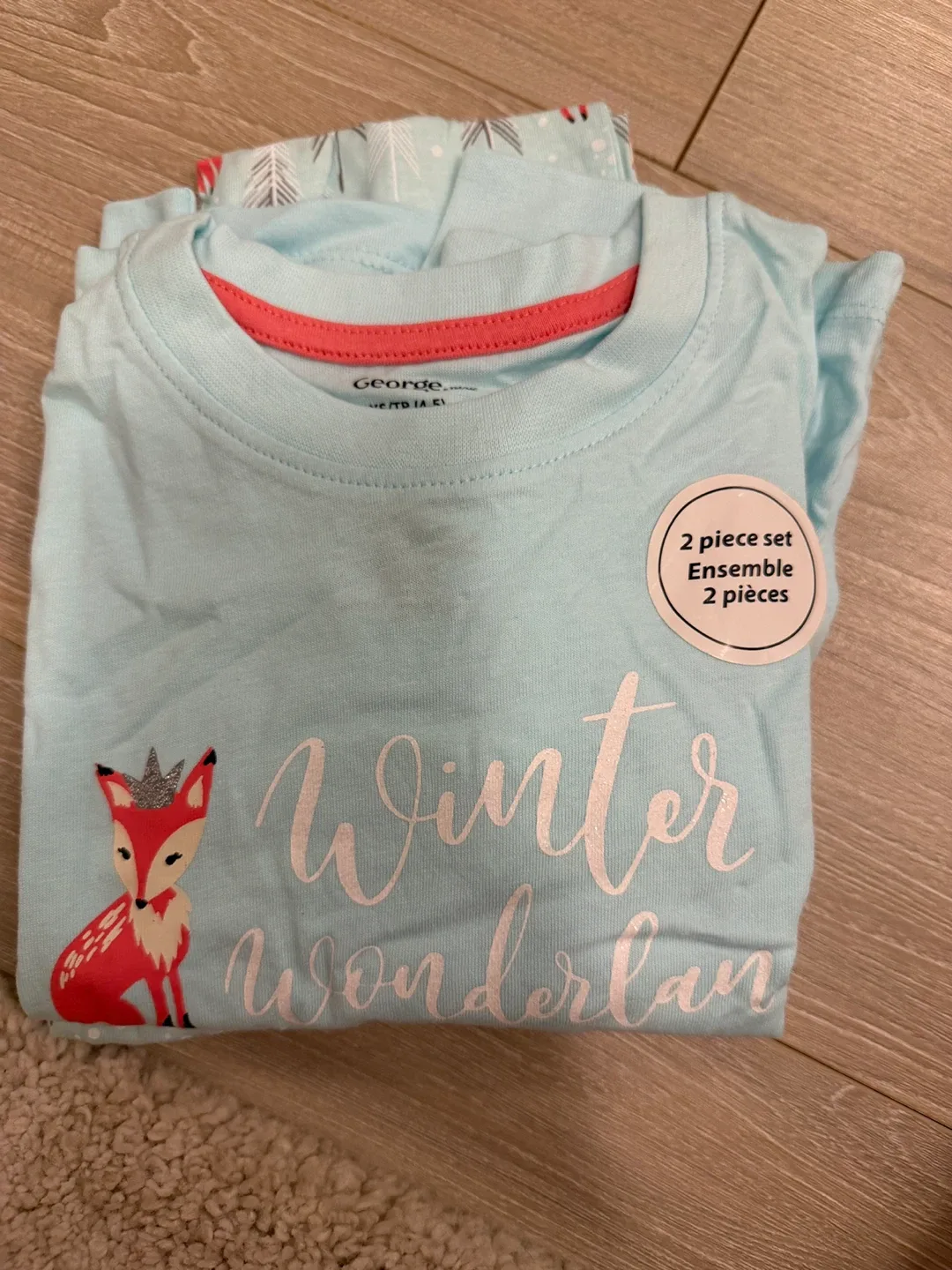 George Winter Wonderland Pajama Set - Size 4/5 image indicator(2)