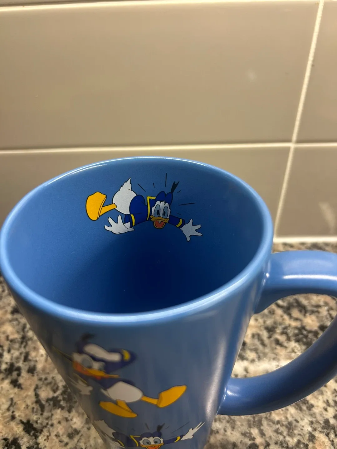 Disney Donald Duck mug - never used!! image indicator(2)