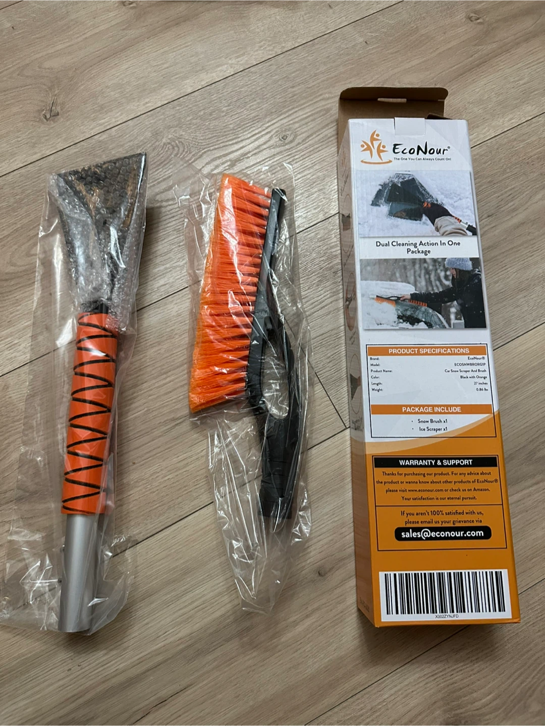 EcoNour 2-in-1 Car Snow Scraper & Brush - New! - photo 2