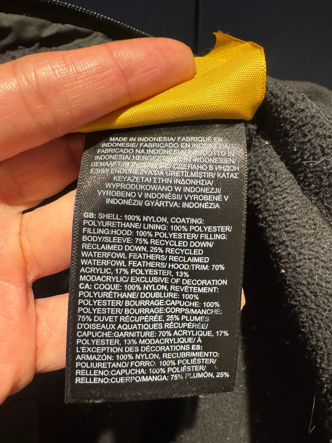 The North Face Girls' Puffer Jacket Size S image indicator(6)