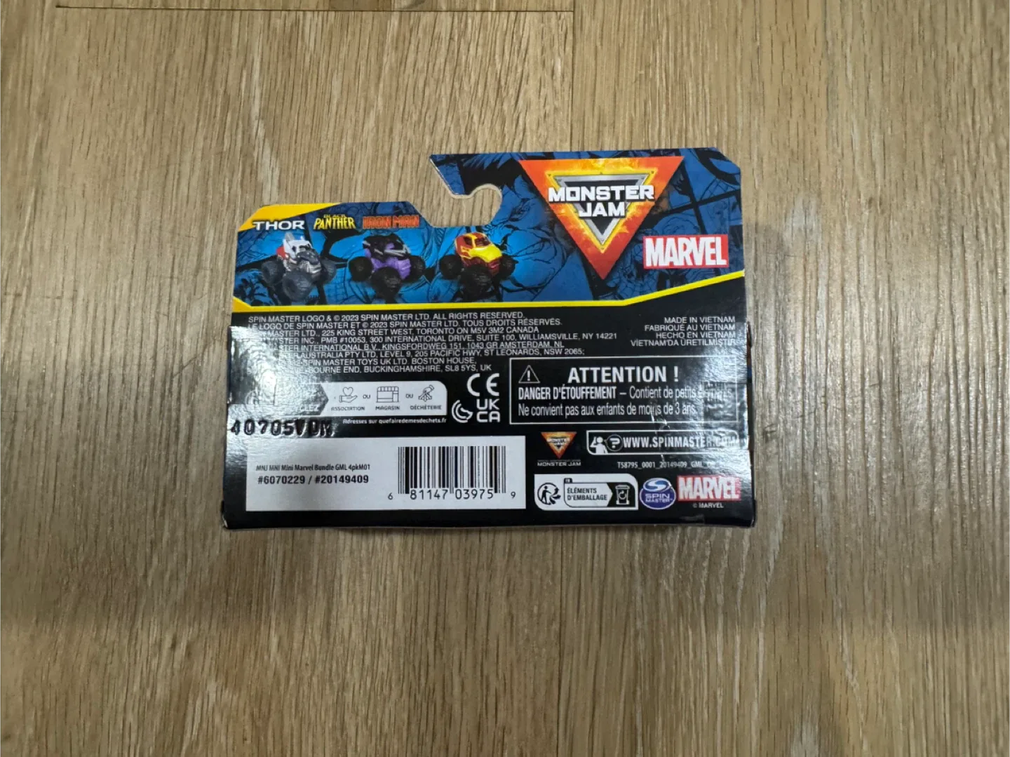 Monster Jam Marvel Mini Monster Trucks image indicator(2)