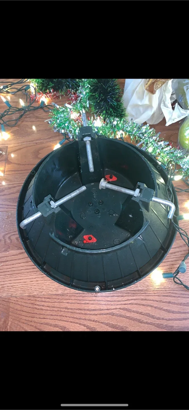 Christmas Tree Stand thumbnail