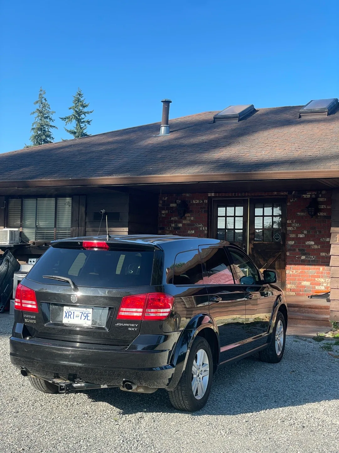 Black Dodge Journey SXT image indicator(4)