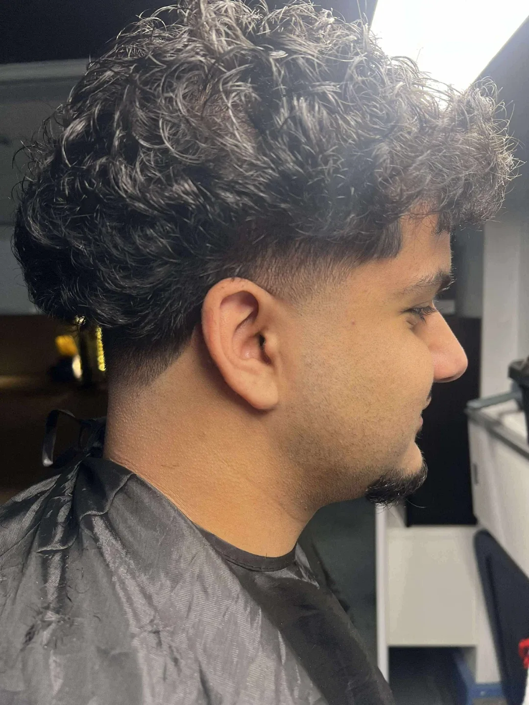 Looking for haircut models image indicator(8)