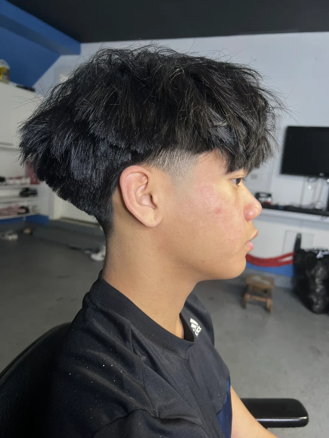 Looking for haircut models image indicator(3)