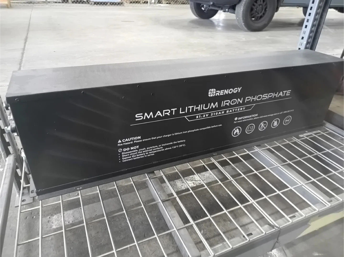 *Brand New* Smart Lithium Iron phosphate,51.2v 210AH Battery image indicator(5)